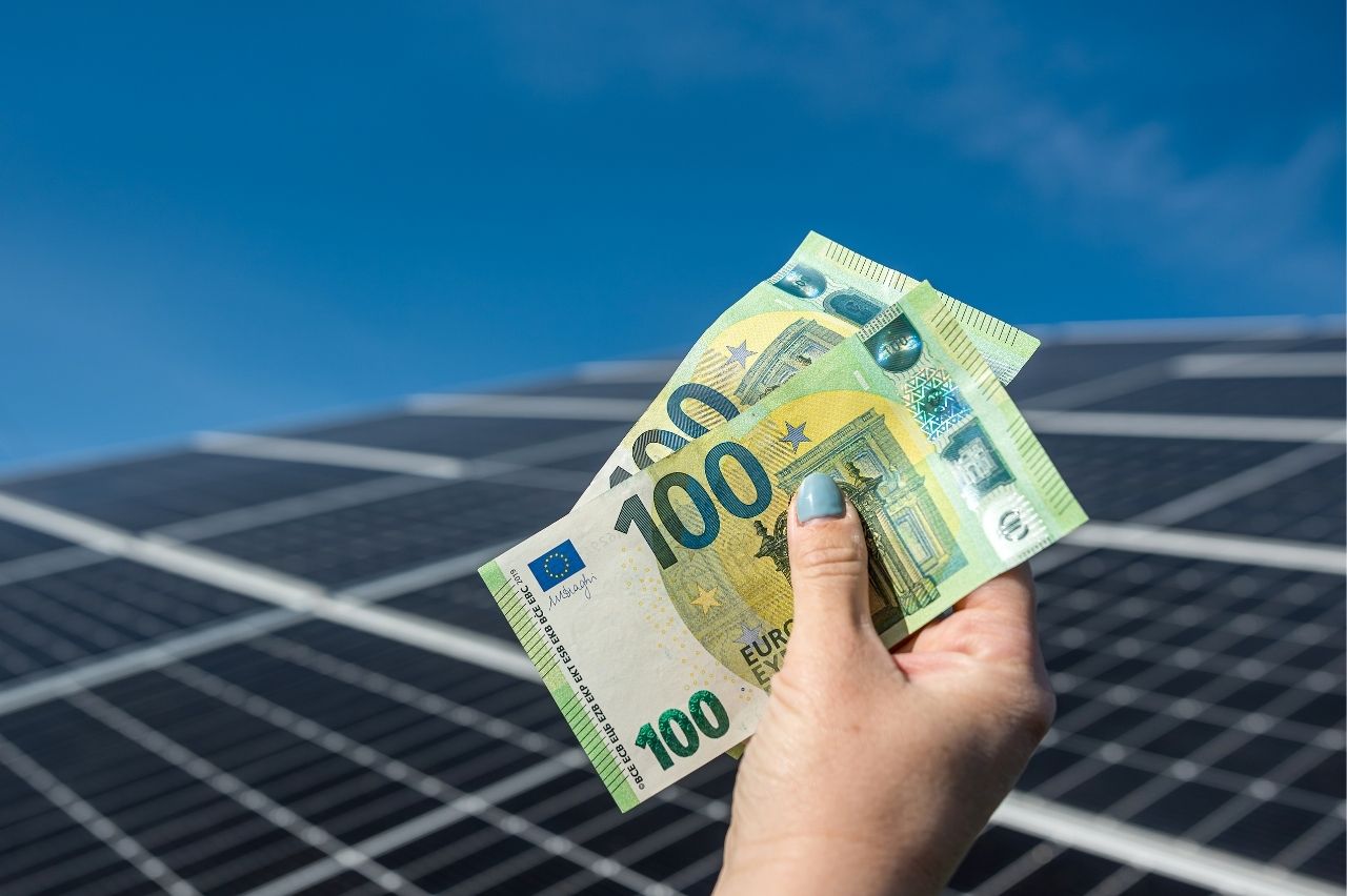 Photovoltaik Wirtschaftlichkeit & Verwaltung Bild